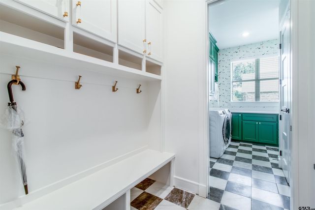 12240 Jazmin Cir, Flint, TX 75762