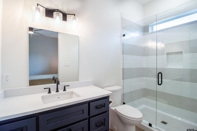 12240 Jazmin Cir, Flint, TX 75762