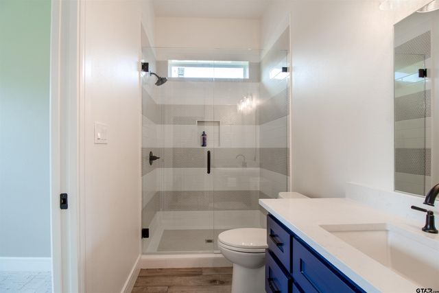 12240 Jazmin Cir, Flint, TX 75762