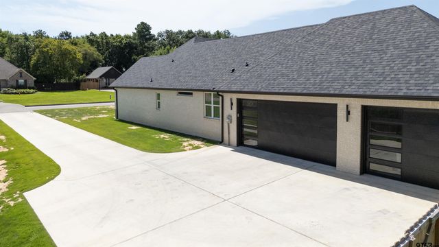 12240 Jazmin Cir, Flint, TX 75762