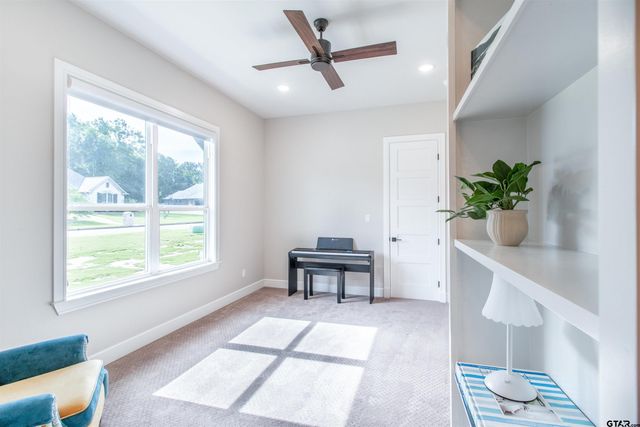 12240 Jazmin Cir, Flint, TX 75762