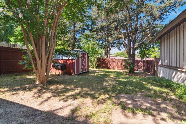 1222 Serenade Lane, Dallas, TX 75241