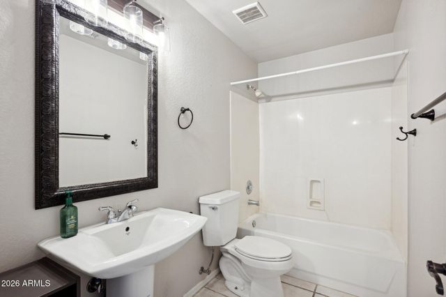 4104 W BART Drive, Chandler, AZ 85226