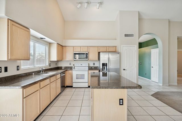 4104 W BART Drive, Chandler, AZ 85226