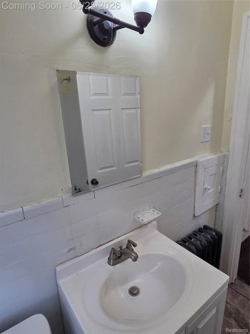 13918 Roselawn Street 1, Detroit, MI 48238