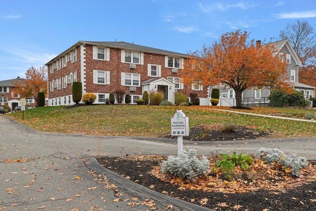 37 Holten St 2, Danvers, MA 01923