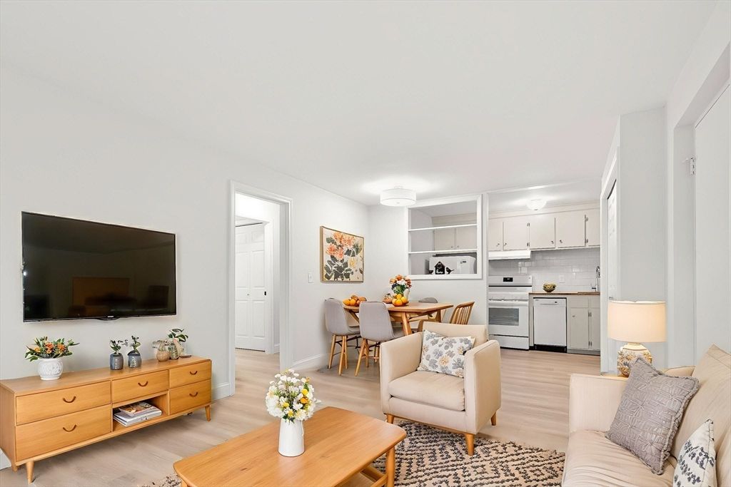 37 Holten St 2, Danvers, MA 01923