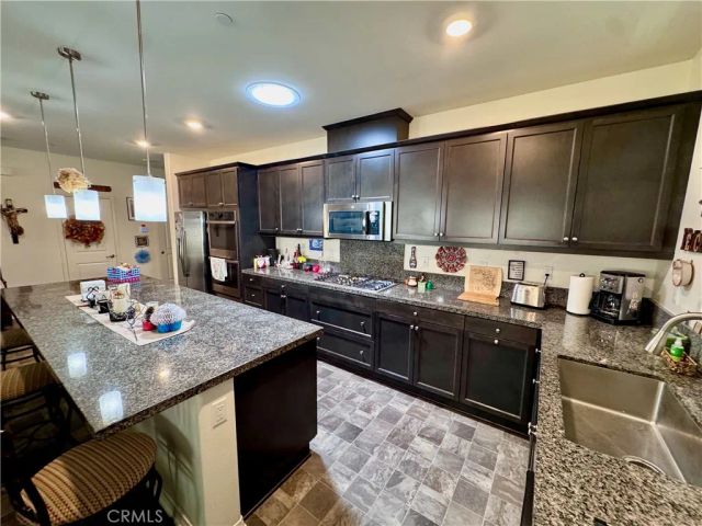 5399 La Bodega, Fontana, CA 92336