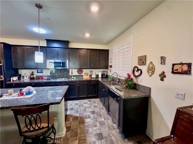 5399 La Bodega, Fontana, CA 92336