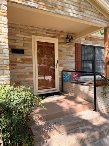 2010 Goldenrod Lane, Arlington, TX 76013