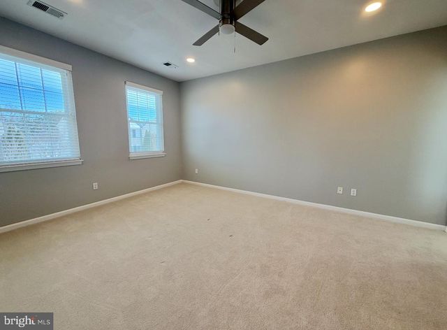 12410 IONA SOUND DR, Bristow, VA 20136