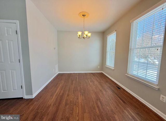 12410 IONA SOUND DR, Bristow, VA 20136