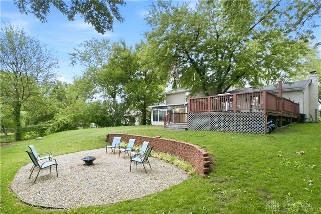 5428 Splitrock Drive, Dayton, OH 45424