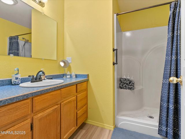 215 Hunter Park Way, Fallon, NV 89406