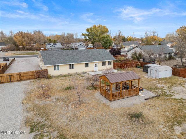 215 Hunter Park Way, Fallon, NV 89406