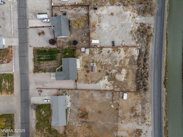 215 Hunter Park Way, Fallon, NV 89406