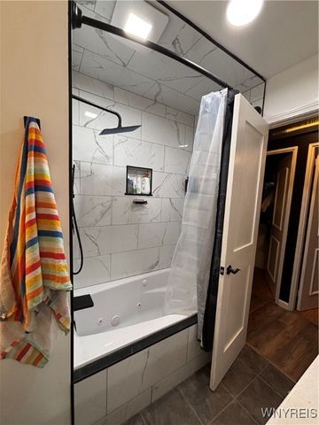 34 Coronet Drive, Tonawanda, NY 14150