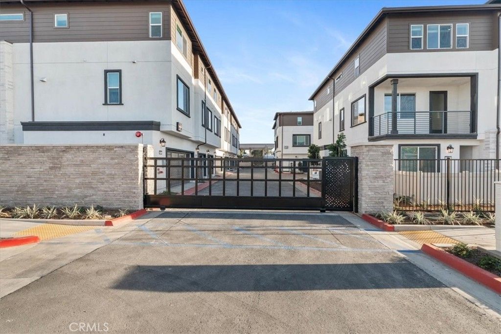 Image 26 of property listing at 9561 Hannah Way, Riverside, CA 92503