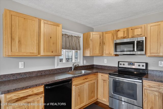 2901 Parman Road, Dansville, MI 48819