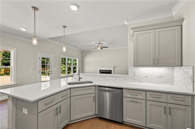 231 Cool Run, Lexington, NC 27295