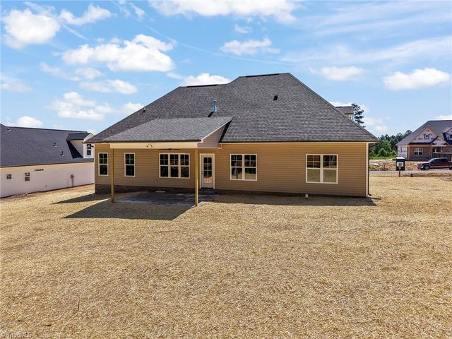 231 Cool Run, Lexington, NC 27295