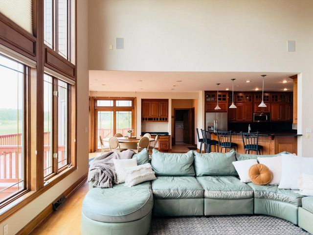 3455 Horseshoe Bend Court, Brookfield, WI 53045