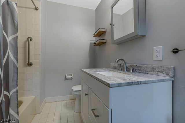 3611 Royce Ct, Hillsborough Twp., NJ 08844