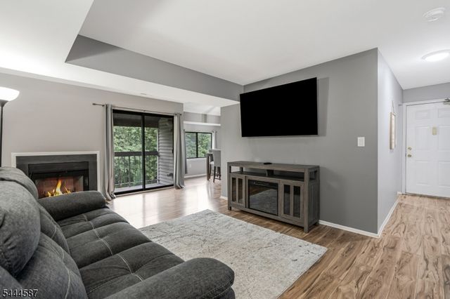 3611 Royce Ct, Hillsborough Twp., NJ 08844