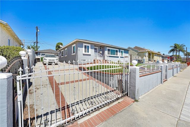 727 W 137th Place, Gardena, CA 90247