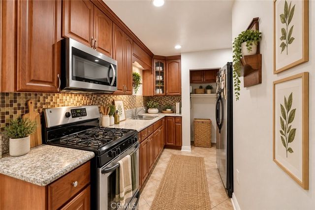 727 W 137th Place, Gardena, CA 90247