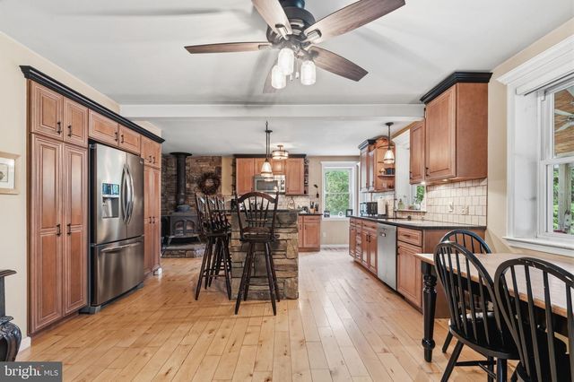 131 FERN RD, Southampton, PA 18966