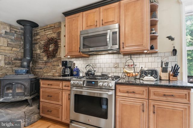 131 FERN RD, Southampton, PA 18966