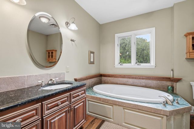 131 FERN RD, Southampton, PA 18966