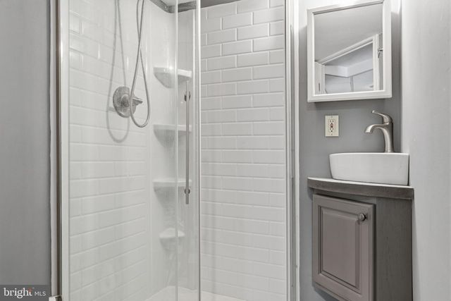 131 FERN RD, Southampton, PA 18966