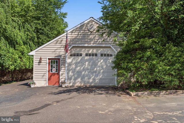 131 FERN RD, Southampton, PA 18966
