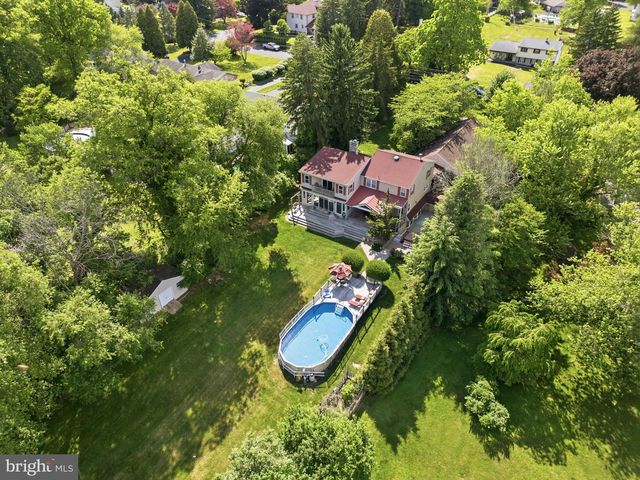 131 FERN RD, Southampton, PA 18966