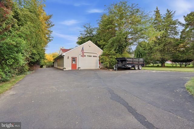 131 FERN RD, Southampton, PA 18966