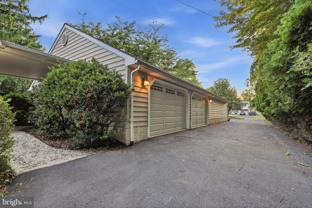 131 FERN RD, Southampton, PA 18966