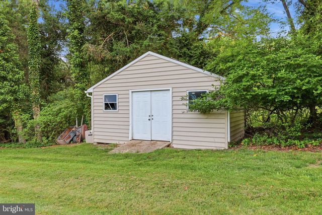 131 FERN RD, Southampton, PA 18966