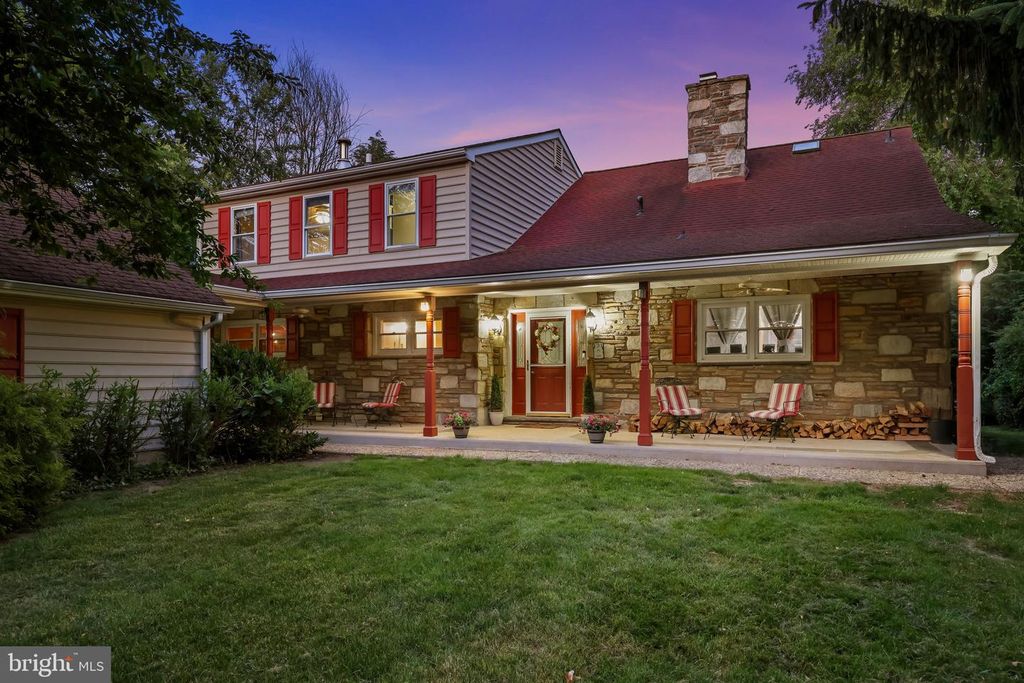 131 FERN RD, Southampton, PA 18966