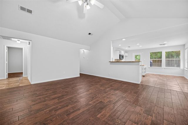 3 Steep Trail Place, Conroe, TX 77385