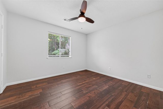 3 Steep Trail Place, Conroe, TX 77385