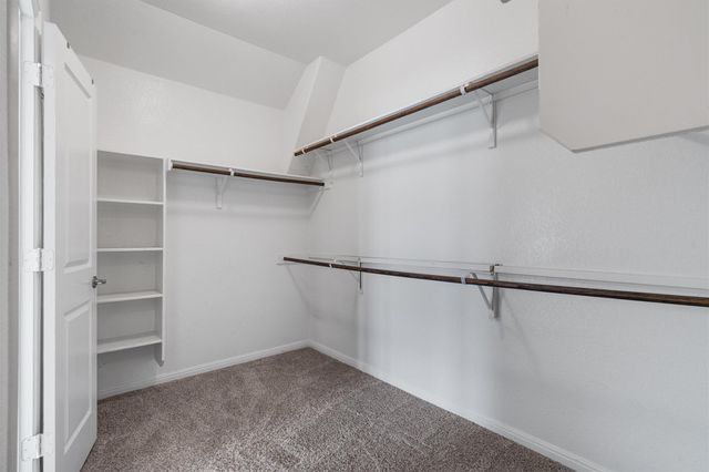 708 Hereford LOOP, Hutto, TX 78634