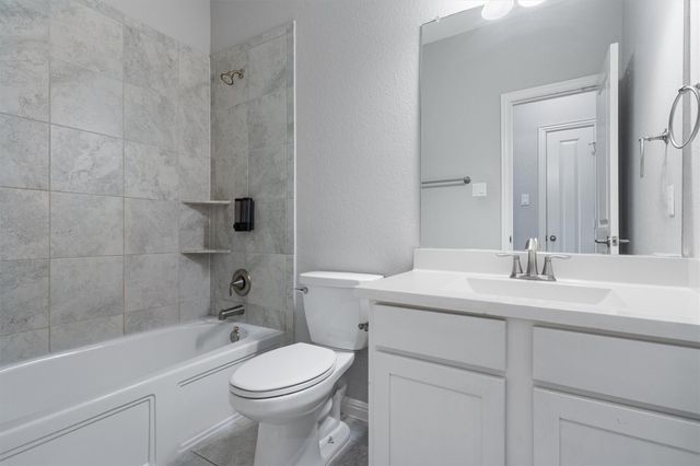 708 Hereford LOOP, Hutto, TX 78634