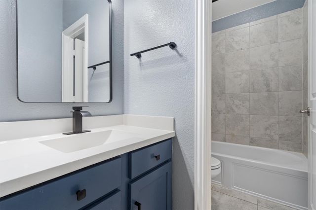 708 Hereford LOOP, Hutto, TX 78634