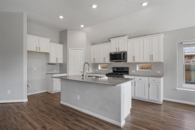 708 Hereford LOOP, Hutto, TX 78634