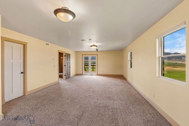 55 Mountain View, Sheridan, MT 59749