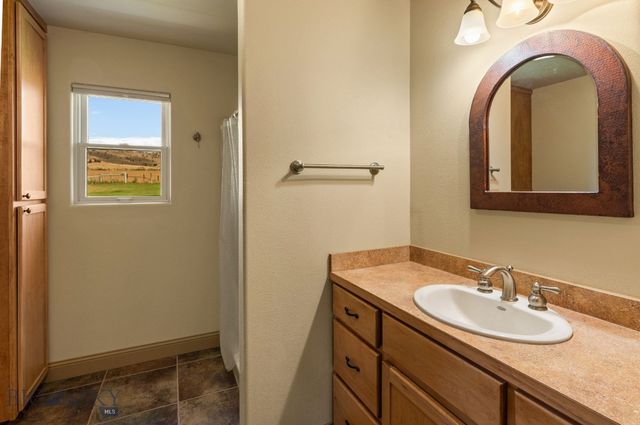 55 Mountain View, Sheridan, MT 59749