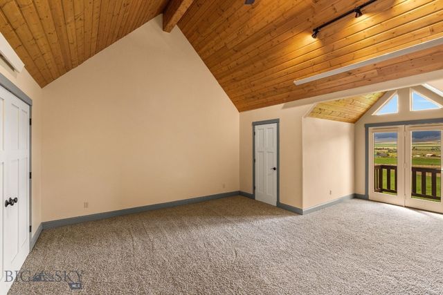 55 Mountain View, Sheridan, MT 59749