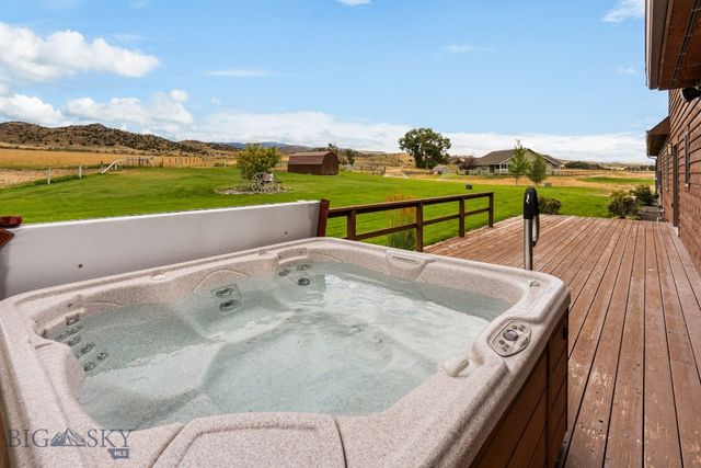 55 Mountain View, Sheridan, MT 59749